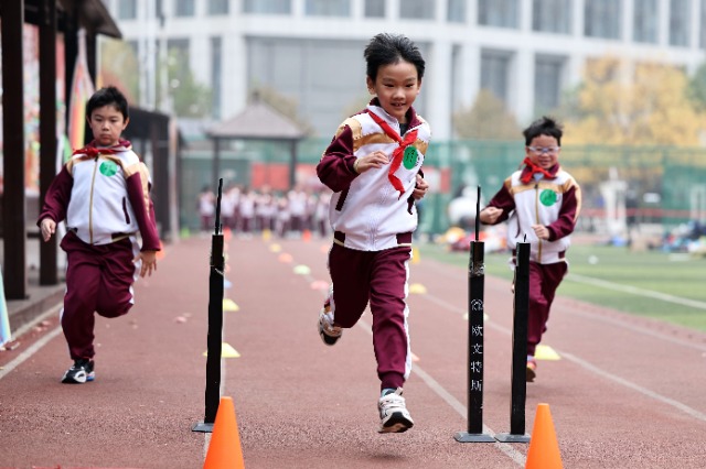 体质测试助学生健康成长(图2)