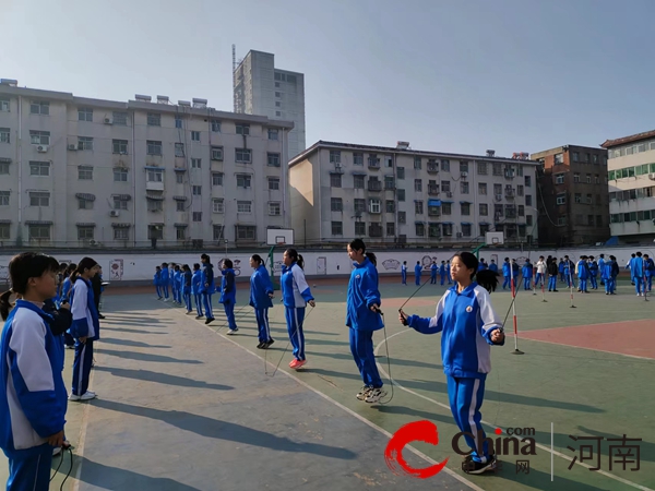 体质健康测试关注学生成长——驻马店市第一高级中学分校开展冬季体质健康测试活动(图1)