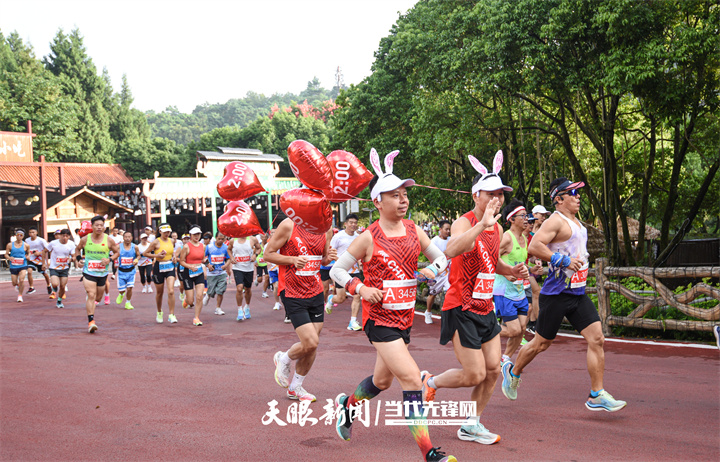 用优势资源演奏山水律动｜兴义市依托赛事品牌打造深化体旅融合发展(图6)