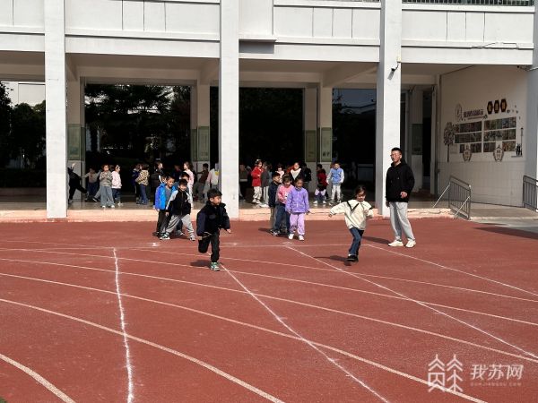 江苏各地学生体质监测陆续启动鼓励学生“动起来”(图4)
