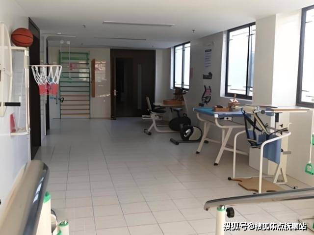 北京房山西南召村幸福晚年驿站2024服务标准24小时预约地址电话(图1)