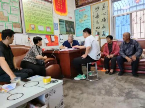 民间中医调理大师张建武：悬壶济世四十余载的传奇之路(图2)