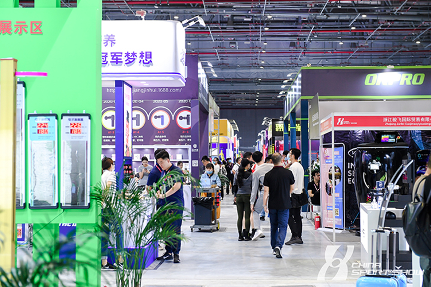 还在跑步机上闷头跑？你落伍了——从2021中国体博会看健身新动向(图5)