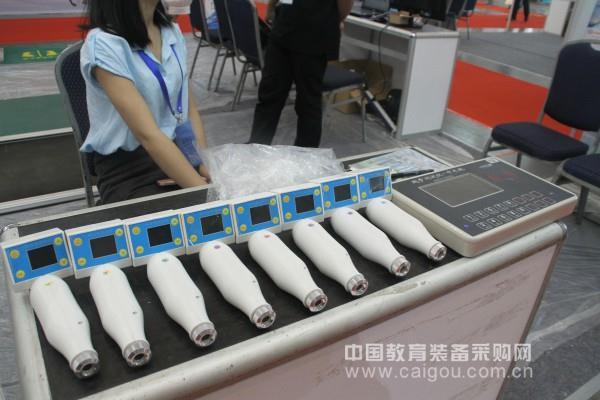 华夏汇海学生体质测试系统亮相体装展(图2)