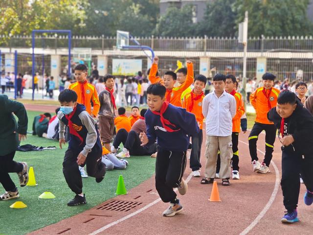 郑州高新区莲花街小学测试学生体质健康情况(图2)