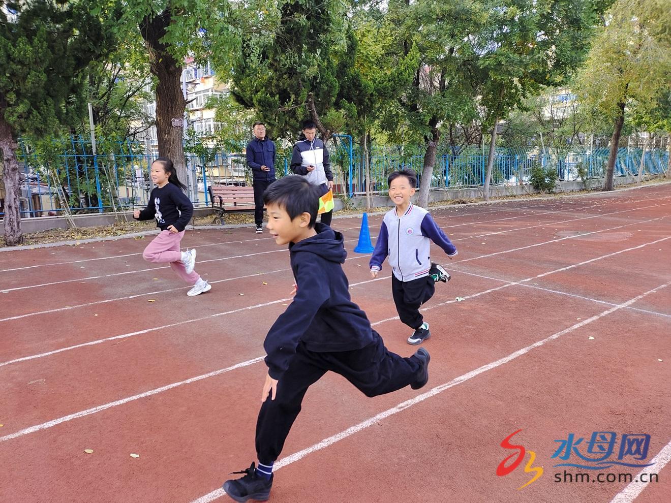 增强体质锻炼倡导健康生活——奇山小学举办国家体质测试达标运动会(图1)