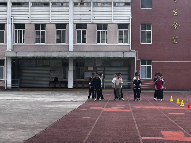 宜宾市南溪四中开展国家学生体质健康标准测试(图2)