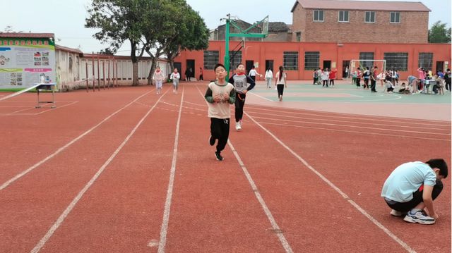翠屏区金秋湖镇王场中心学校小学部开展国家体质健康检测活动(图2)