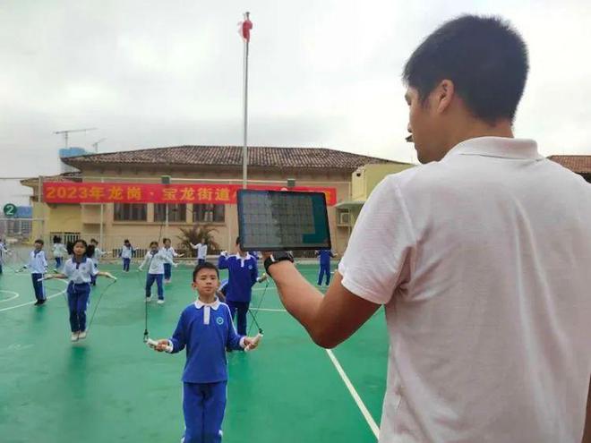 千林山小学：智慧+创意让“每天一节体育课”高质量落地(图1)