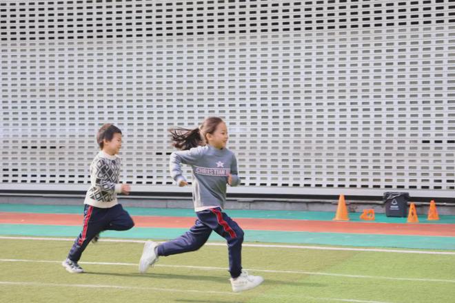 重庆市九龙坡区铁马小学2024年秋季体质健康达标运动会(图8)