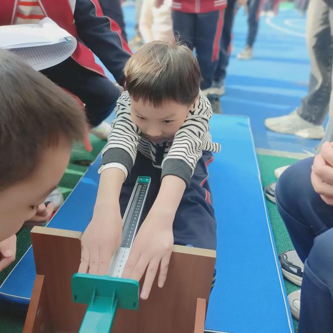 重庆市九龙坡区铁马小学2024年秋季体质健康达标运动会(图11)