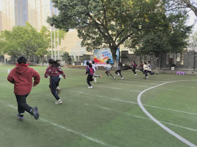 重庆市九龙坡区铁马小学2024年秋季体质健康达标运动会(图15)