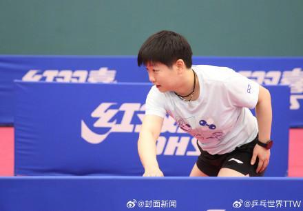 国乒奥运冠军演我体测人均表情包全员通过体能测试(图1)