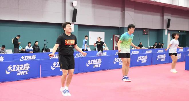 刘国梁该高兴了！女乒新版孙颖莎仅16岁复制张本美和神迹(图16)