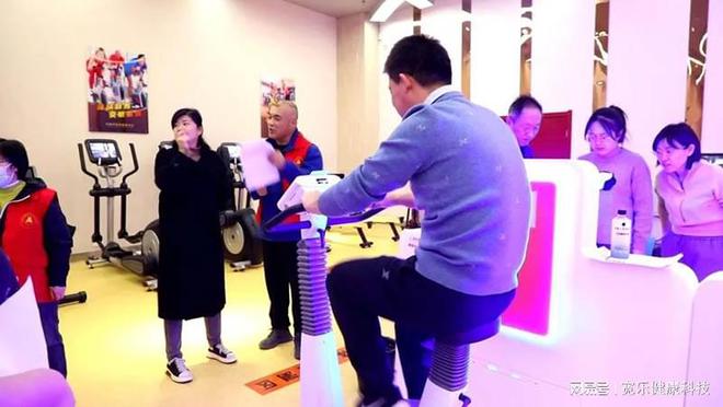 深化体卫融合让健康触手可及——记者探访市运动促进健康中心(图4)