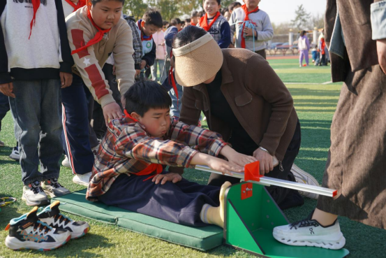 怀宁县金拱中心学校：开展体质健康测试打好花朵绽放根基(图2)