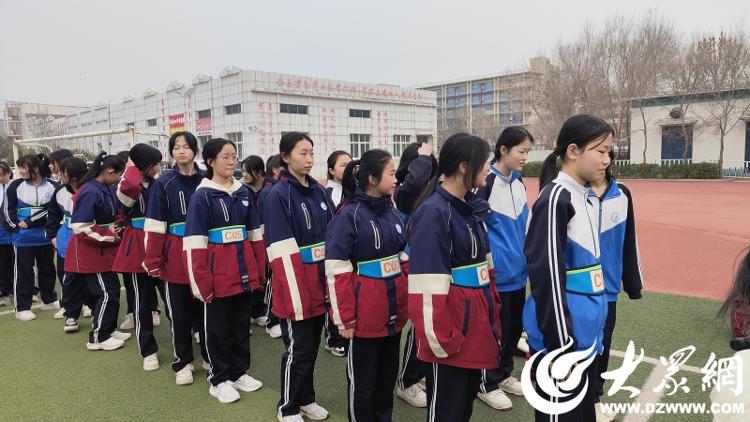 首次引入智能检测设备！聊城初中体育测试迈入AI时代(图2)