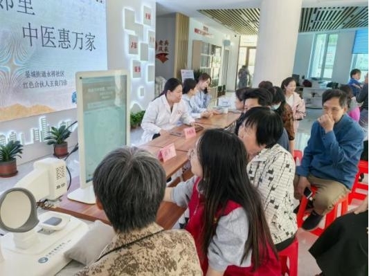齐河县晏城街道：AI中医进社区义诊惠民暖人心(图2)